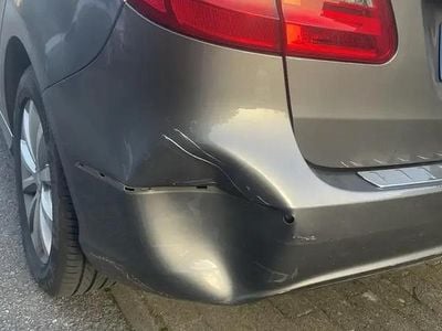 Mercedes B200