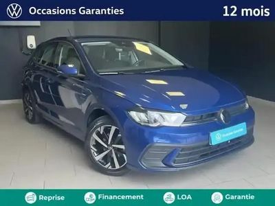 Bleu récif métallisé Occasion 2023 VW Polo Life Berline | 18 970 € (Prix juste)