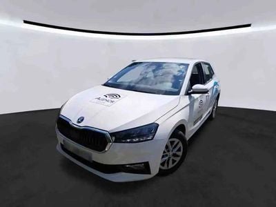 Blanc Occasion 2023 Skoda Fabia Ambition Berline | 11 990 € (Prix juste)