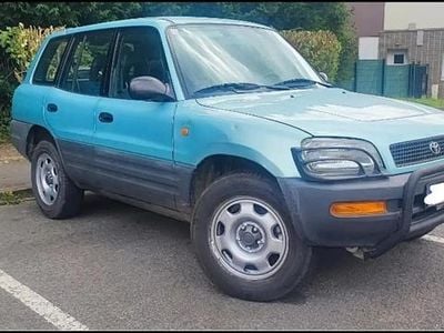 Occasion 1998 Toyota RAV4 SUV | 3 500 €