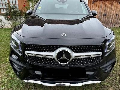Mercedes GLB200