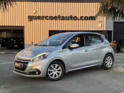 Gris Occasion 2016 Peugeot 208 Business-Line Citadine | 9 490 € (Prix juste)