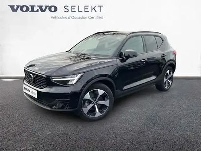 Noir Occasion 2025 Volvo XC40 SUV | 37 500 €