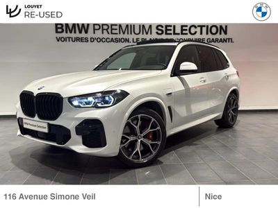 Mineralweiss métallisé Occasion 2022 BMW X5 M Sport SUV | 74 895 € (Prix assez cher)