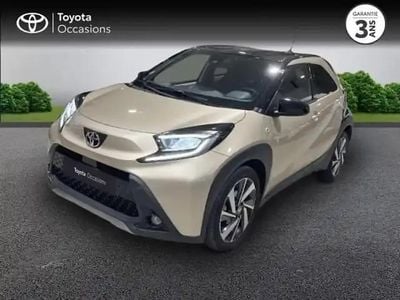 Biton beige gingembre métal/toit noir Occasion 2022 Toyota Aygo X SUV | 15 980 € (Prix assez cher)