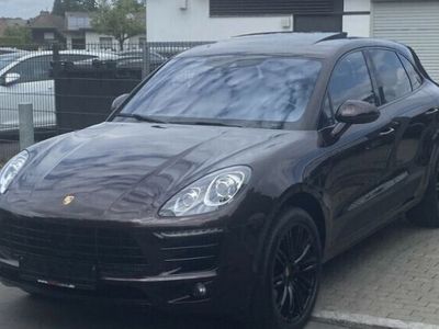 Porsche Macan S