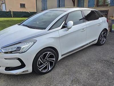 Occasion DS Automobiles DS5 181 ch (133 kW) 2015 Blanc Citadine