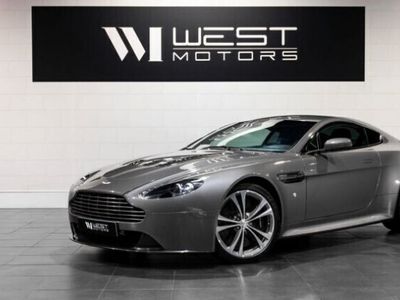 Aston Martin V12 Vantage