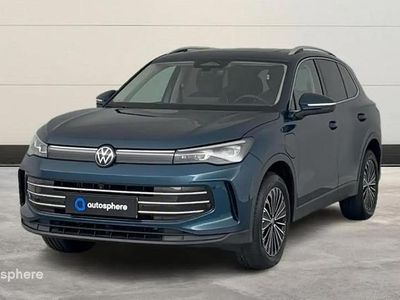 Bleu Occasion 2024 VW Tiguan Elegance SUV | 44 799 €