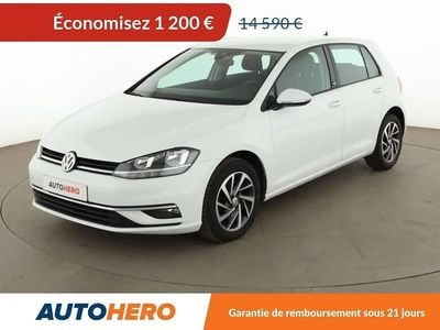 Blanc Occasion 2017 VW Golf VII Sound Berline | 13 390 € (Prix juste)