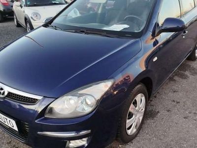 Bleu Occasion 2009 Hyundai i30 Break | 5 499 €