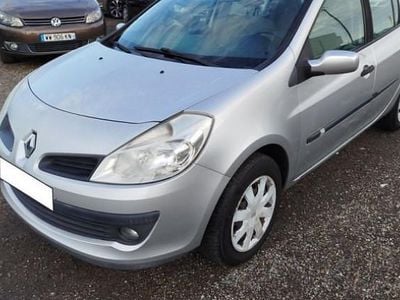 Occasion 2005 Renault Clio II Citadine | 3 299 € (Prix juste)