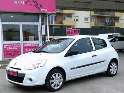Occasion 2013 Renault Clio III Collection Citadine | 4 990 € (Bon prix)
