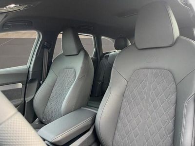 Bleu firmament métallisé Occasion 2025 Audi A5 Design Coupé | 72 980 €