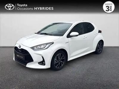 Occasion Toyota Yaris Hybrid Design 2021 Blanc pur Berline