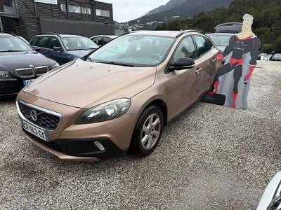 Occasion Volvo V40 CC 117 ch (86 kW) 2013 Brun Break