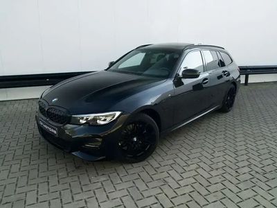BMW 330e