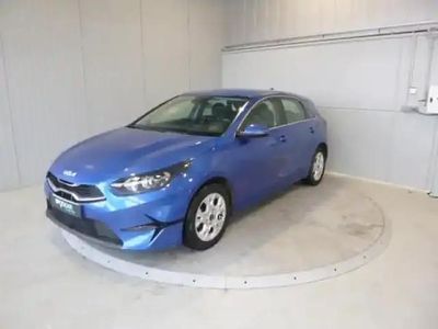 Bleu fusion métallisé Occasion 2024 Kia Ceed Active Citadine | 19 490 € (Prix juste)