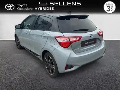 Occasion Toyota Yaris Hybrid 2018 Gris manhattan biton toit gris atlas Berline