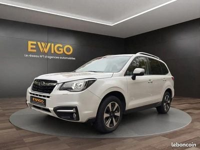Blanc Occasion 2017 Subaru Forester Premium SUV | 22 390 €