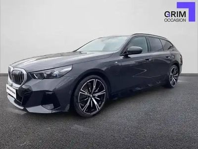 Sophistograu brillanteffekt metalli Occasion 2025 BMW 530 Comfort Edition Break | 74 175 €