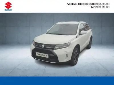 Cool white pearl métallisé Occasion 2025 Suzuki Vitara Style SUV | 28 970 € (Prix cher)
