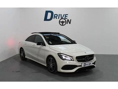 Blanc Occasion 2016 Mercedes CLA180 AMG Berline | 19 990 €