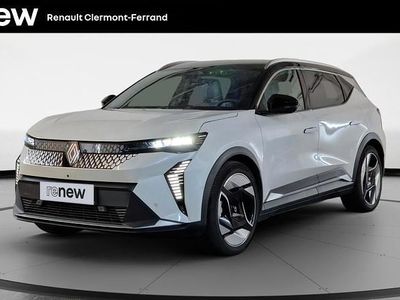 Blanc Occasion 2024 Renault Scenic E-Tech Iconic SUV | 38 990 € (Prix assez cher)