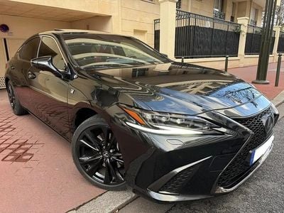 Noir Occasion 2023 Lexus ES300 Executive Line Berline | 42 900 €