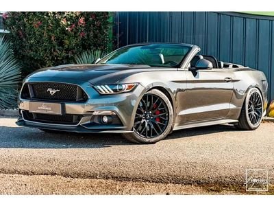 Orange Occasion 2016 Ford Mustang GT Cabriolet | 41 990 € (Prix juste)