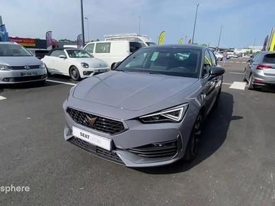 Gris graphène métallisé Occasion 2024 Cupra Leon Berline | 31 999 € (Bon prix)