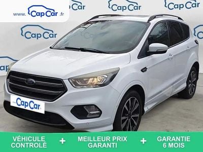 Blanc Occasion 2017 Ford Kuga ST-Line SUV | 12 490 € (Prix juste)