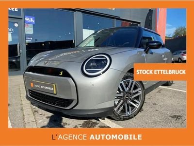 Gris Occasion 2024 Mini Cooper SE Citadine | 27 900 € (Bon prix)