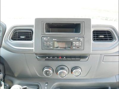 Blanc Occasion 2023 Renault Master Van | 28 989 € (Prix assez cher)