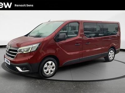 Rouge Occasion 2024 Renault Trafic Zen Monospace | 33 000 €