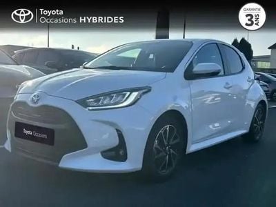 Blanc lunaire (n) Occasion 2022 Toyota Yaris Hybrid Design Berline | 17 990 € (Prix juste)