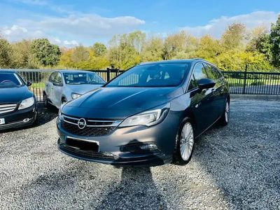 Gris Occasion 2016 Opel Astra Innovation Break | 10 700 € (Prix juste)