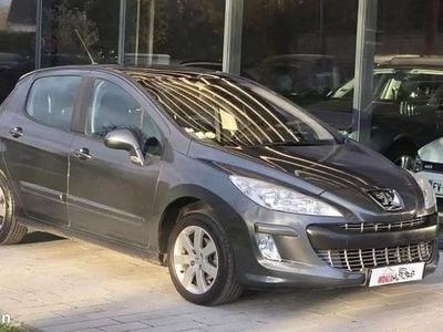 Gris Occasion 2010 Peugeot 308 Berline | 4 900 € (Bon prix)