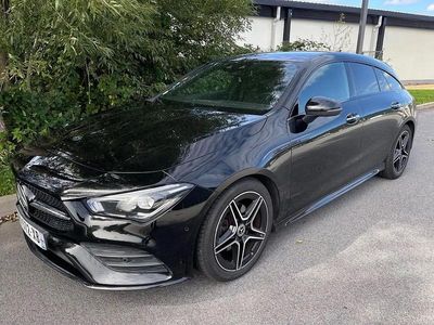 Noir Occasion 2020 Mercedes CLA180 AMG line Berline | 27 500 € (Prix juste)