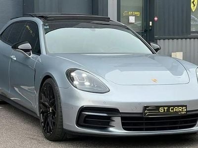 Occasion Porsche Panamera Sport Turismo 330 ch (242 kW) 2018 Argent Coupé