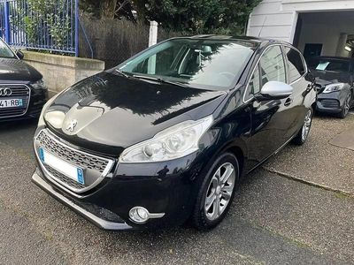 Occasion 2012 Peugeot 208 Citadine | 5 500 € (Prix cher)