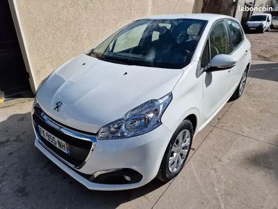 occasion Peugeot 208 1.6 bluehdi 100ch s&s business 89000km année 2019 garantie 1