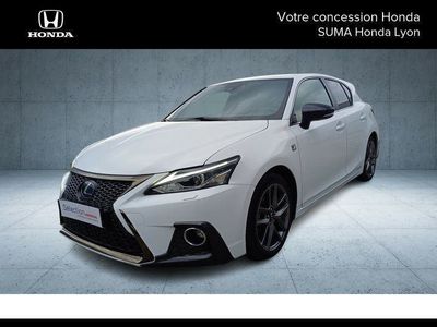 Lexus CT200h