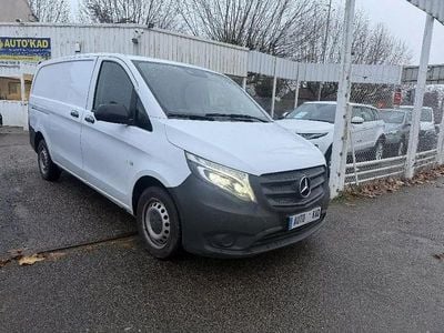 Blanc Occasion 2022 Mercedes Vito Van | 23 990 €