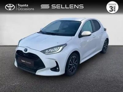 Occasion Toyota Yaris Hybrid Design 116 ch (85 kW) 2023 Blanc Berline