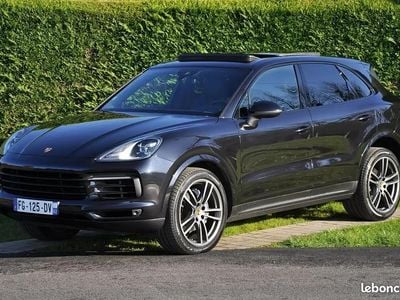 Noir Occasion 2019 Porsche Cayenne Turbo SUV | 56 880 €