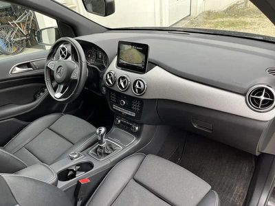 Occasion 2018 Mercedes B180 Monospace | 14 999 €