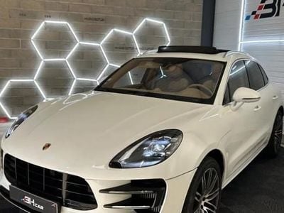 Occasion 2017 Porsche Macan Turbo Performance Package SUV | 59 990 € (Prix assez cher)
