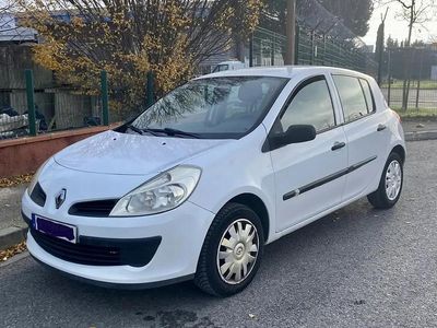 Occasion 2007 Renault Clio II Expression Berline | 3 980 € (Prix cher)