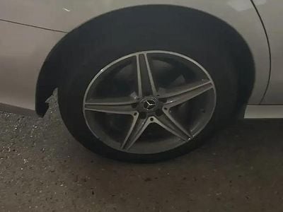 Mercedes E300